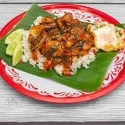 กะเพราปลากระป๋อง