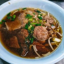 ก๋วยเตี๋ยวเนื้อธรรมดา