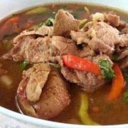 อู๋เพลี้ย