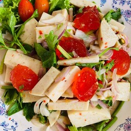 ยำหมูยอไข่แดงเค็ม