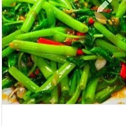 ผัดผักบุ้งปลาเค็ม