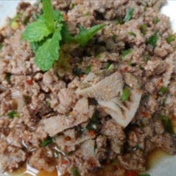 ลาบเนื้อสุก(ขม, ไม่ขม)