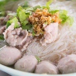 ก๋วยเตี๋ยวหมูน้ำใส