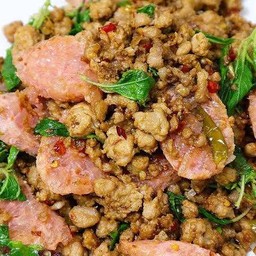 ผัดกะเพราแหนมหมูสับ