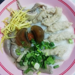 โจ๊กหมูทุกอย่าง, ไข่เยี่ยวม้า