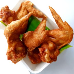 ปีกไก่ทอดกรอบ 3 ชิ้น