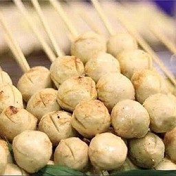 ลูกชิ้นปิ้ง..เอ็นหมู..6ไม้