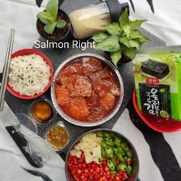 Salmon Right
