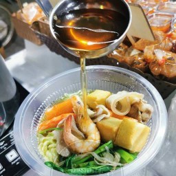 สะดุ้งน้ำ ชาบูเสียบไม้