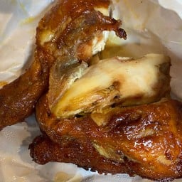 ไก่ทอดเมืองร้อยเกาะ(สุราษฎร์) ปั้มน้ำมัน ซัสโก้ เลียบทางด่วนรามอินทรา