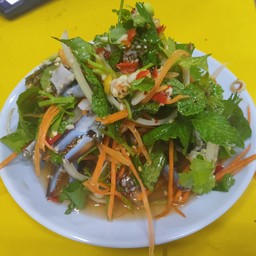 ยำปูม้าสด