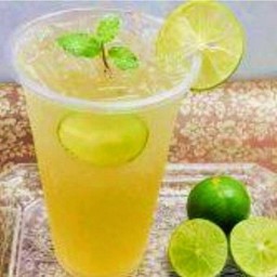 น้ำผึ้งมะนาวเย็น