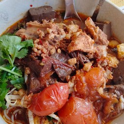 ขนมจีนน้ำเงี้ยวปกติ