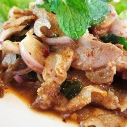 นํ้าตกคอหมูย่าง