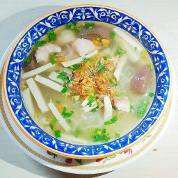 ก๋วยจั๊บอุบลเส้นเด้ง