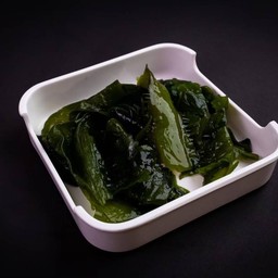 สาหร่ายวากาเมะ