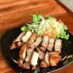 หมูสามชั้นทอดเกลือ