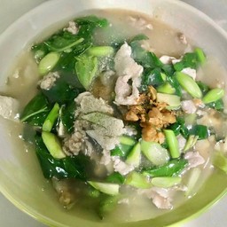 ราดหน้าหมู