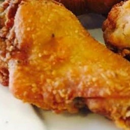 น่องไก่ทอด 1 น่อง40บาทคะ