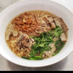 ก๋วยจั๊บญวนเส้นมาม่า