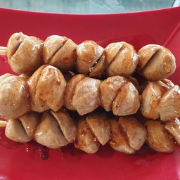 ลูกชิ้นปิ้งเนื้อ