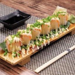 Salmon Roll Sushi