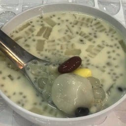 น้ำเต้าหู้แม่มาลี แยกอนามัย