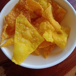 เกี๊ยวกรอบ