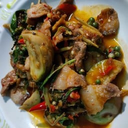 ร้านตามสั่งลุงกับป้า แยกวังหิน