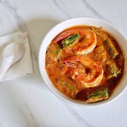 แกงส้มชะอมกุ้ง