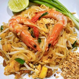 ผัดไทยกุ้งสด