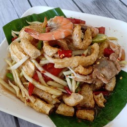 ส้มตำแคบหมู