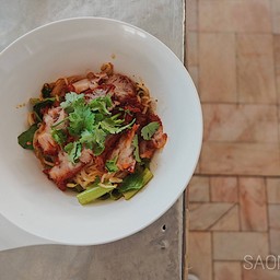 ก๋วยเตี๋ยวต้มยำหมูแดง