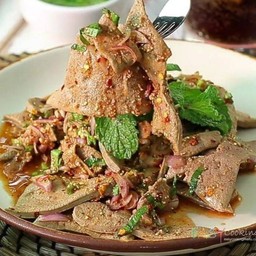 เจ๊จูนข้าวไข่ข้น&ยำ..