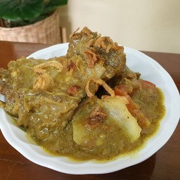 แกงกุรุหม่าแพะ