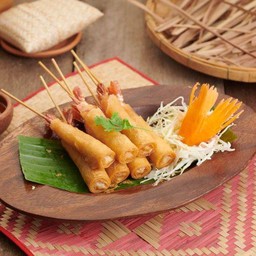 กุ้งห่มผ้า
