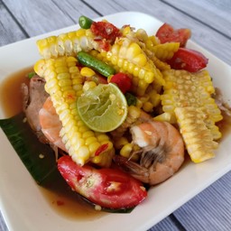 ส้มตำข้าวโพด