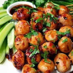 ข้าวหอมลูกชิ้นย่าง