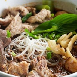 ก๋วยเตี๋ยว
