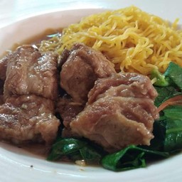 บะหมี่ซี่โครงหมูอบ