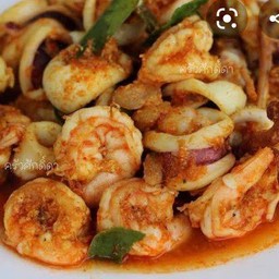 ผัดเผ็ดทะเล