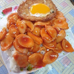 ไส้กรอกไก่หนังกรอบ ผัดซอสมะเขือเทศ 1ถาด