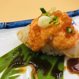 No.233 Hotate Mentai Sushi(ข้าวปั้นหอยเซลล์ราดซอสเมนไต)