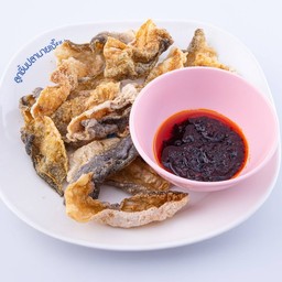 หนังปลาทอด