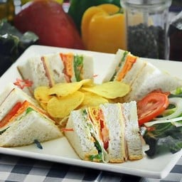 CLUB SANDWICH
