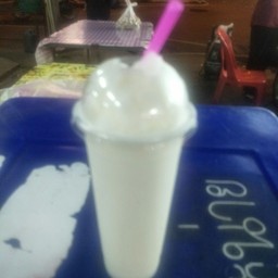 นมสดปั่น