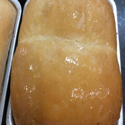 ขนมปังหมูหยอง(Pi)