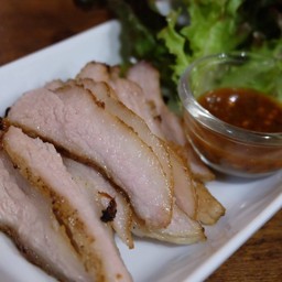 คอหมูย่าง