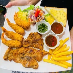 สเต็กสันคอหมู + สเต็กกุ้งกรอบ