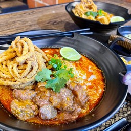 ข้าวซอยเนื้อ